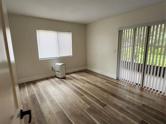 3rd image of 11809 Raintree Lake Ln APT B
