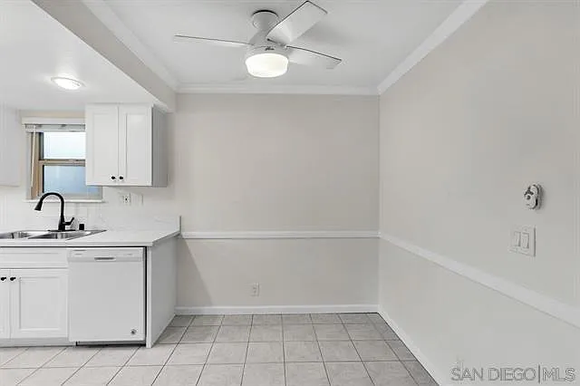 Building Photo - 4446 Hamilton St #3