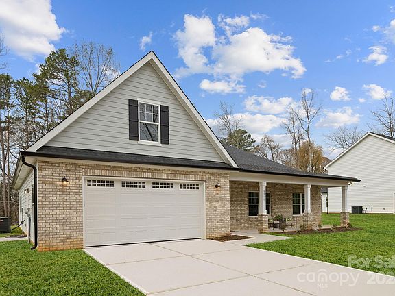 3rd image of 5311 Carden Dr