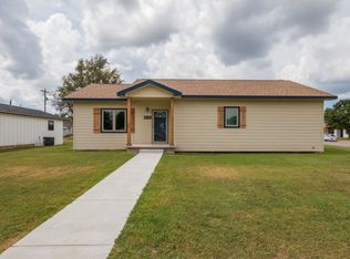 329 N Main St, Cunningham, KS 67035