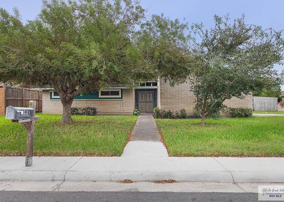 1st image of 85 Westchester Cir