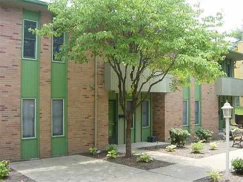 2nd image of 600 S 4th St APT 46