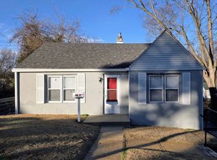 336 La Motte Ln, Saint Louis, MO 63135