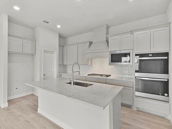 Homesite 1105 kitchen