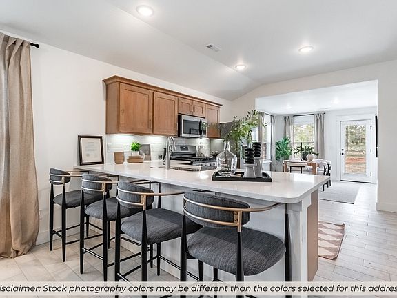 4th image of 1709 Goldthorp St