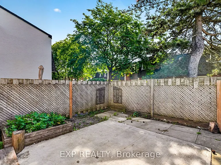 77 Linwell Rd #113 — Photo 38