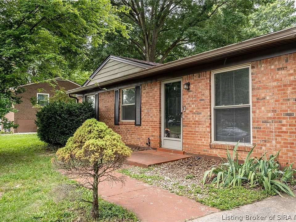 1st image of 327 Hawthorne Drive