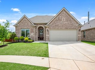 14205 Spitfire Trl, Roanoke, TX 76262