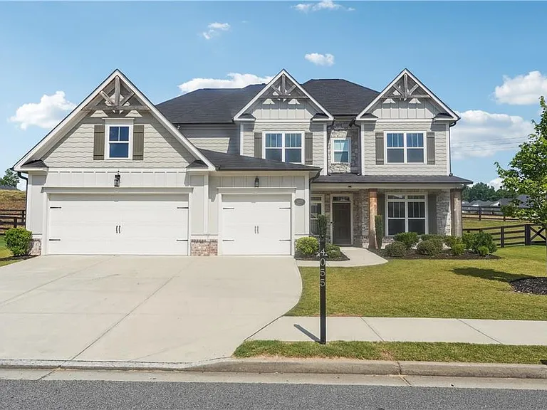 4055 Starwood Dr — Photo 1