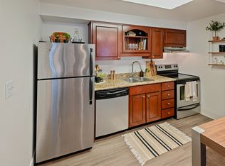 Sullivan's Ridge, Portland, OR 97232