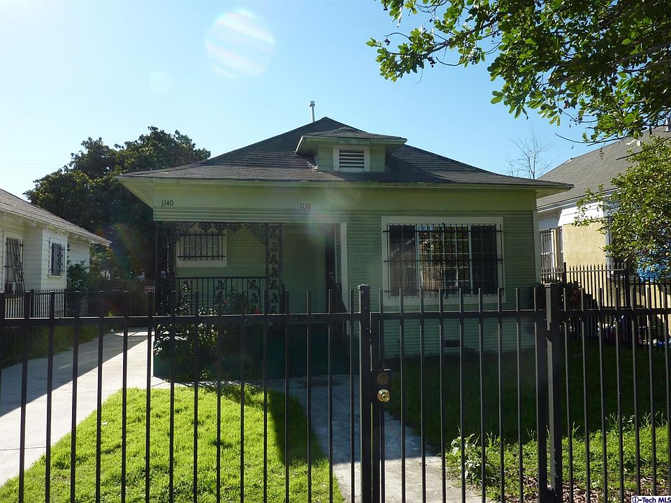 2nd image of 1138 E 55th St