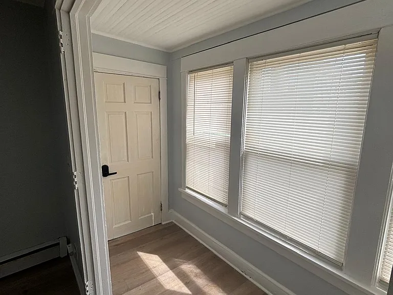 9 W Monroe St #9 — Photo 10