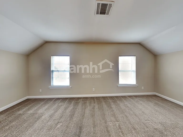 1430 Saddle Crst — Photo 10