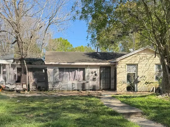 4827 Ventura Ln, Houston, TX 77021