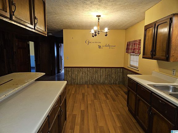 4th image of 3530 Wolf Creek Rd