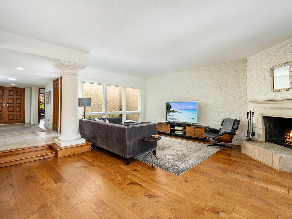 1st image of 8094 E Via Del Arbor