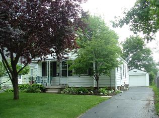 527 E Royal Forest Blvd, Columbus, OH