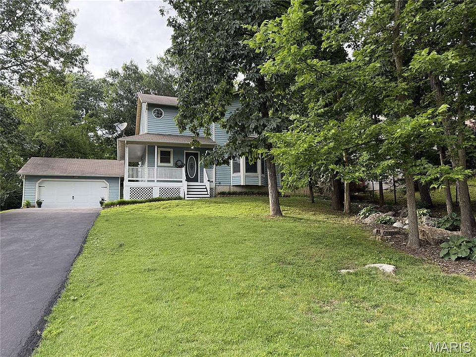 1st image of 29 Forest Ln