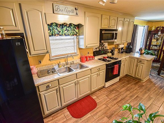 5th image of 535 Highland Oaks Dr