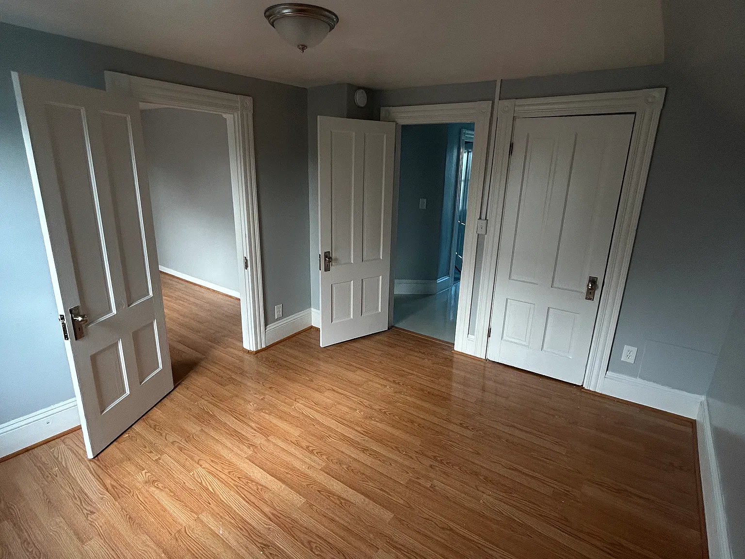 12 Bellevue St — Photo 4
