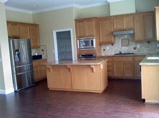 2510 Calderon Dr, Santa Maria, CA 93455