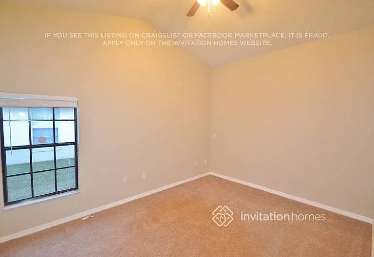 2442 Sweetwater Blvd — Photo 5