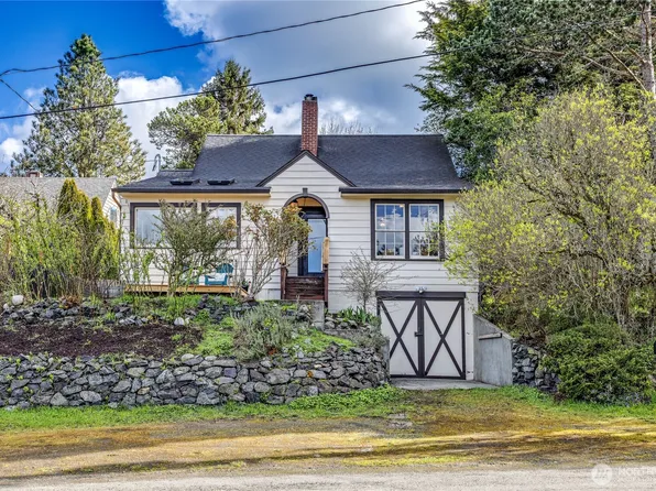 624 Scott Street, Port Townsend, WA 98368