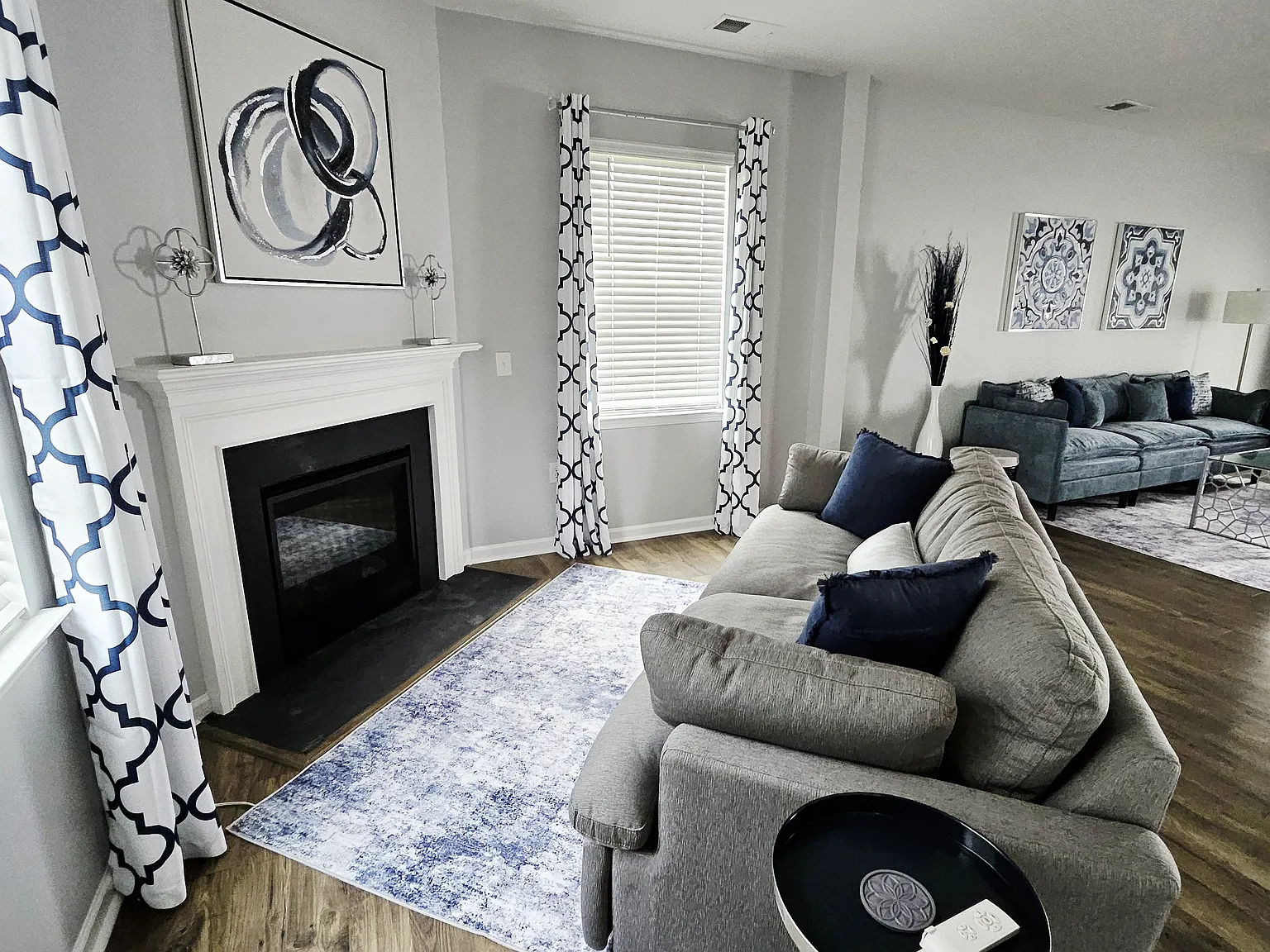 3 bed, $3,000 — Photo 4