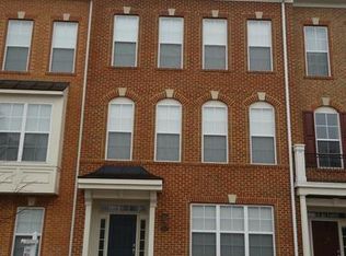 810 Branch Dr, Herndon, VA 20170
