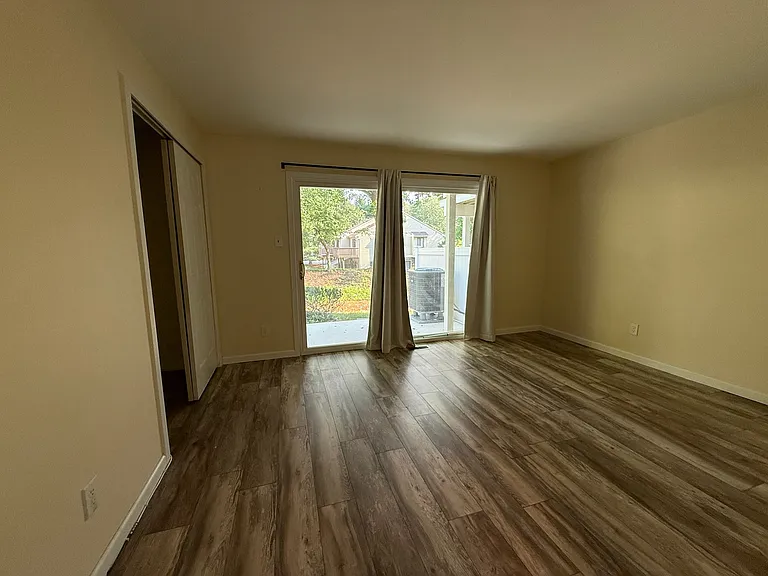 107 Cheswold Ct #107 — Photo 27