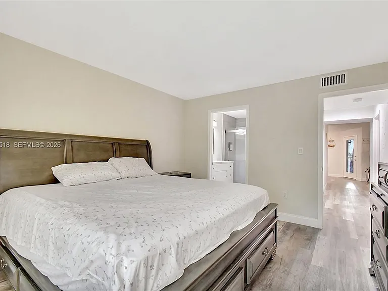 2445 NW 33rd St #1410 — Photo 21