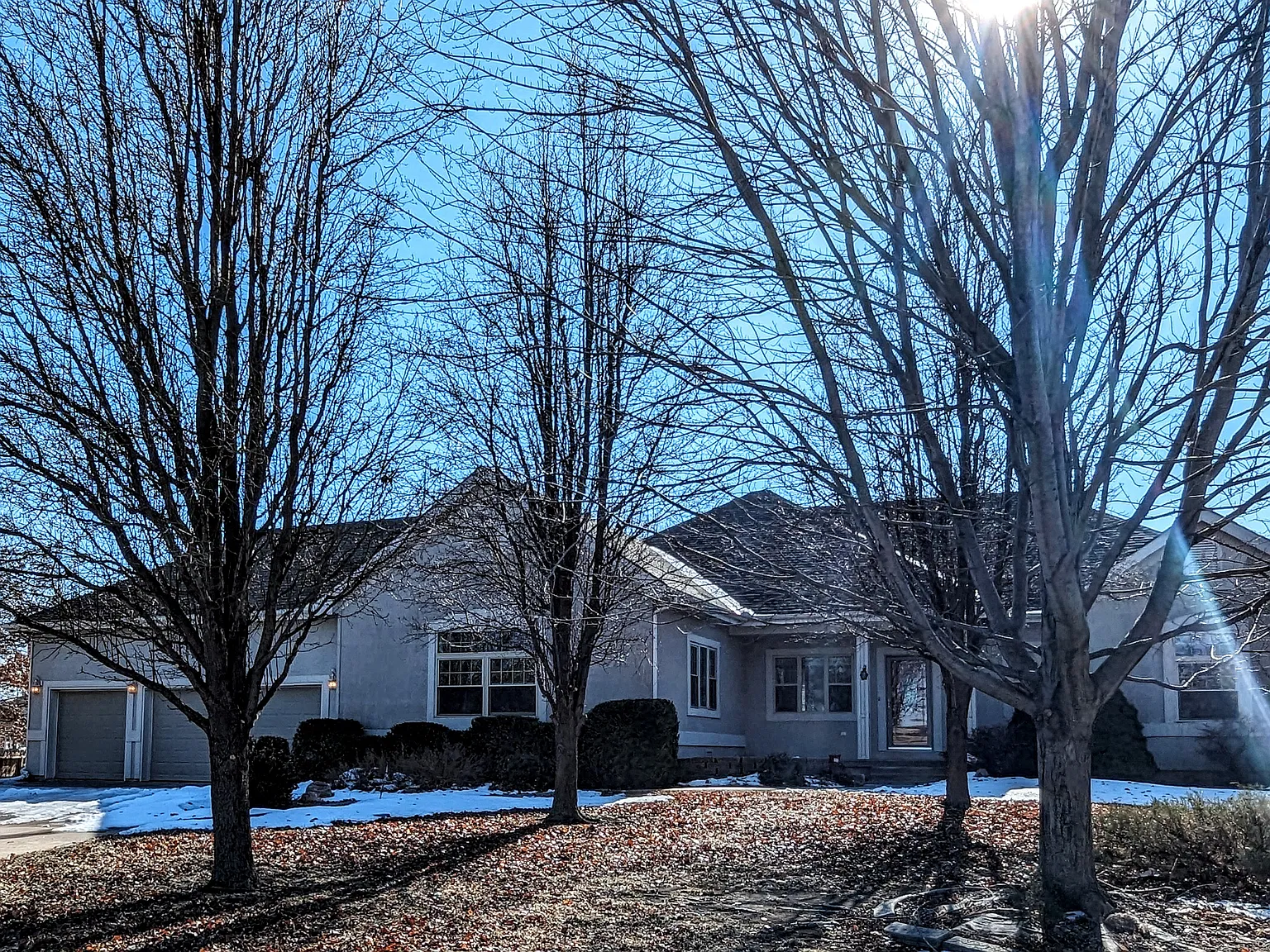 4 bed, 3760 sqft, $3,500 — Photo 1