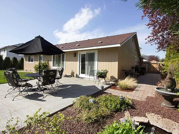 2nd image of 2340 Hummingbird Ln