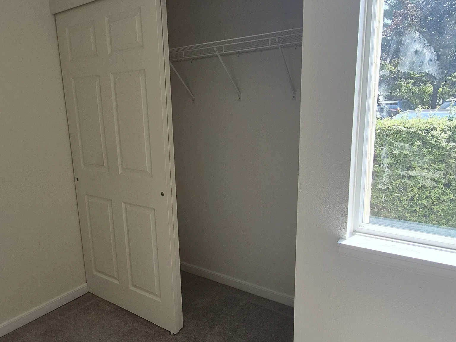 Brookside Apts - 2139 — Photo 4