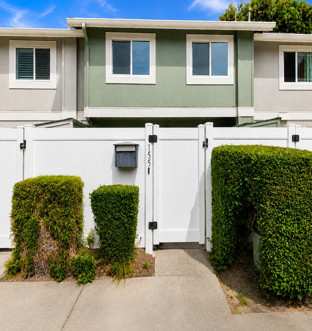 3 bed, 1.5 bath, 1220 sqft, $3,600 — Photo 2