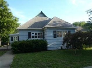 316 W 6th Ave, Garnett, KS 66032