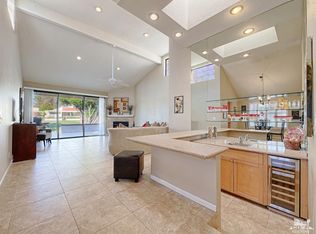 7526 Regency Dr, Palm Springs, CA 92264