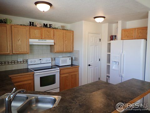 5th image of 16262 Ginger Ave
