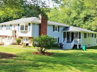 7 Oxford Rd, Billerica, MA 01821