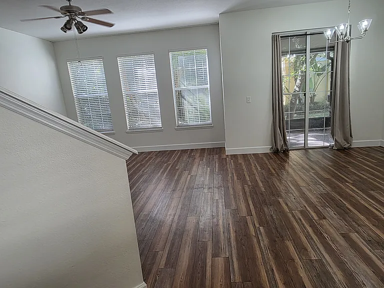 6738 Breezy Palm Dr — Photo 3