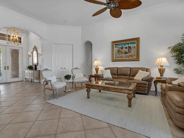 1447 Serenity Cir — Photo 5
