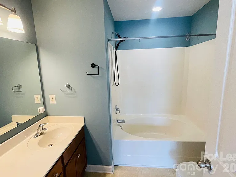 5112 Prosperity Church Rd — Photo 13