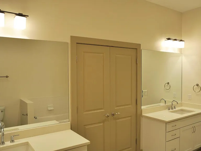 320 N Carrollton Ave #305 — Photo 9