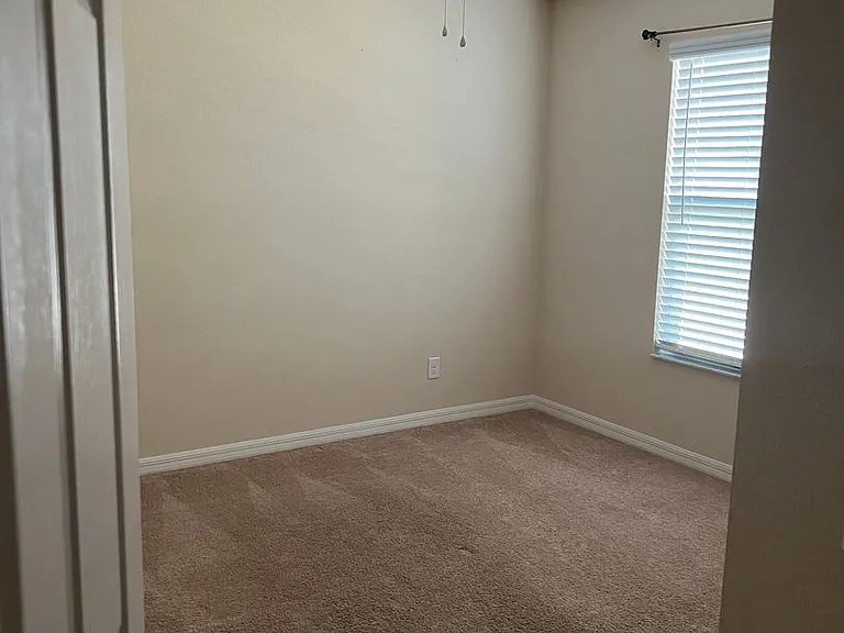 642 Andalusia Loop — Photo 3