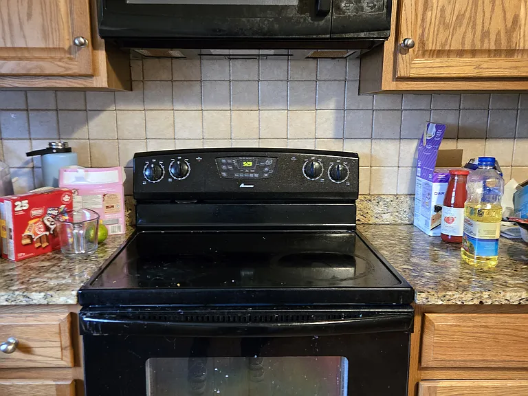 25 Columbia Ave #25 — Photo 2