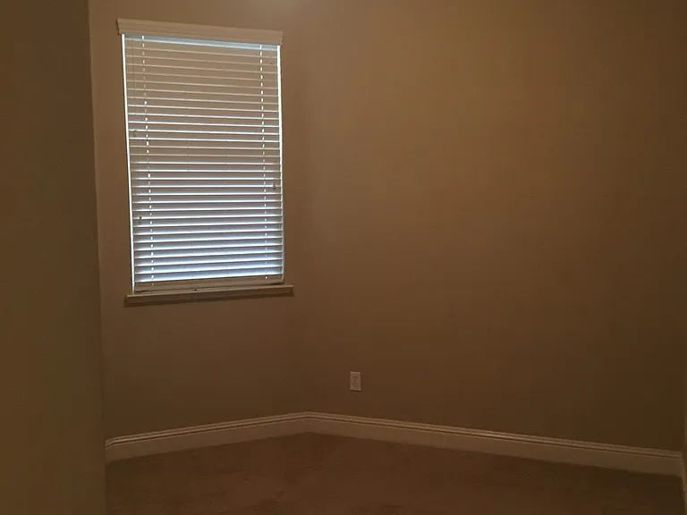 833 Hildebrand Cir — Photo 16