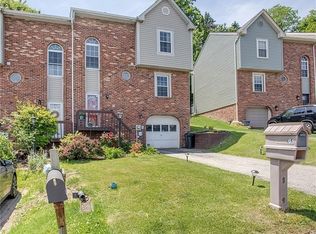 151 Villa Dr, Pittsburgh, PA