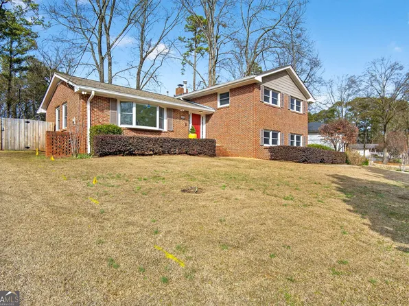 2562 Coralwood Dr, Decatur, GA 30033