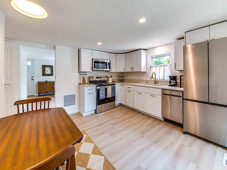 126 Norris Ln — Photo 12