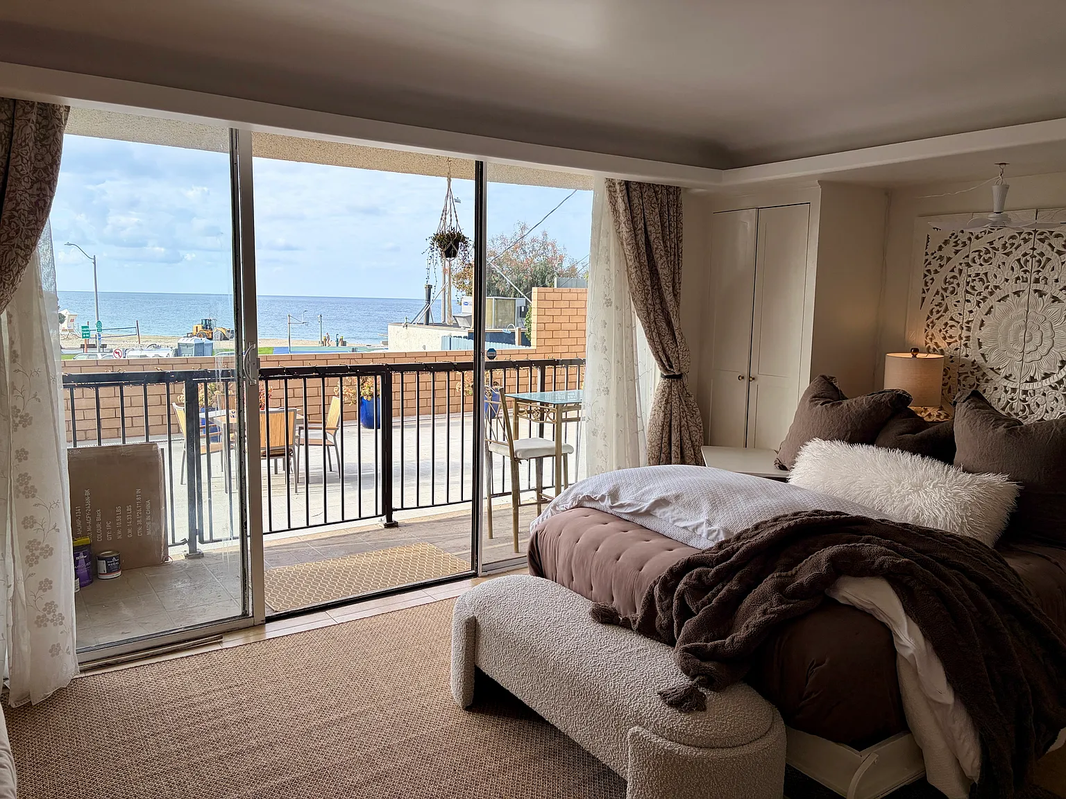 Studio, 500 sqft, $3,000 — Photo 4